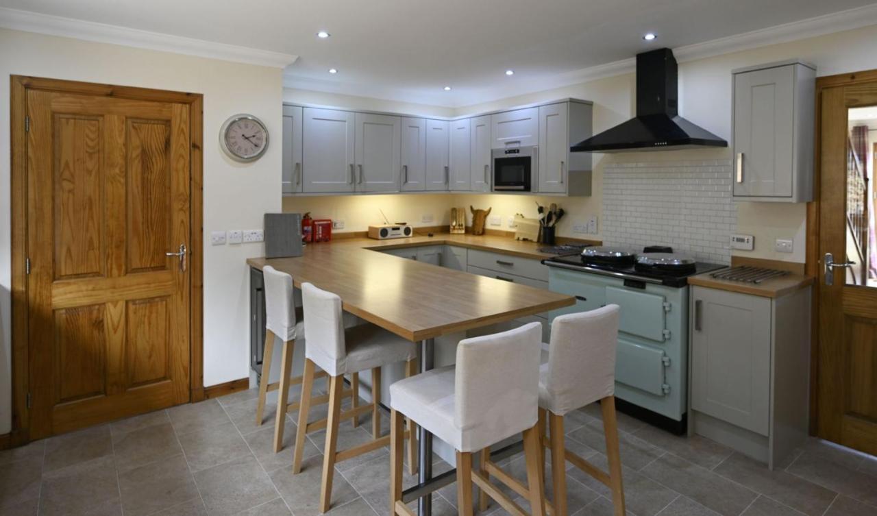 Ardbrae Villa Спийн Бридж Екстериор снимка